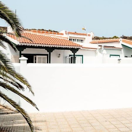 Villa Acogedora Casa En Abades En Tranquila Urbanizacion Exterior foto